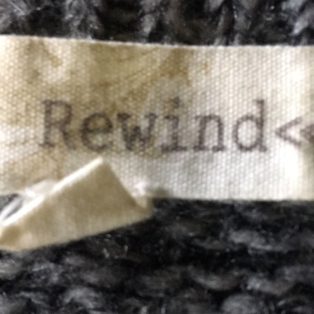 Sweater - Picture 5 of 5
